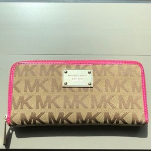 Michael Kors pink wallet